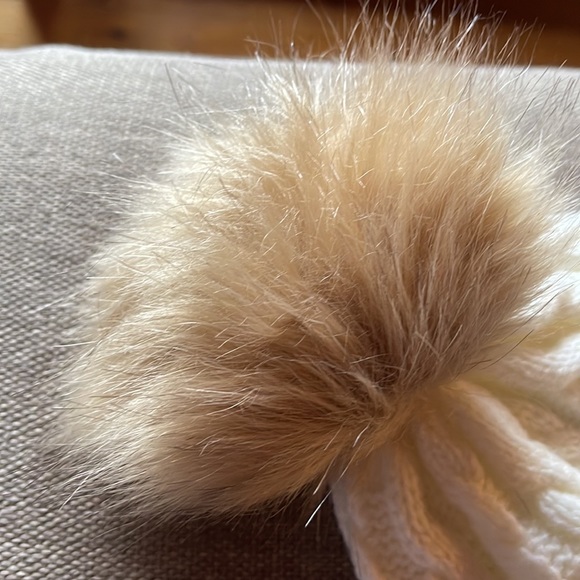 Bundle 3 for $15 😀 Cute Hat - Picture 3 of 9